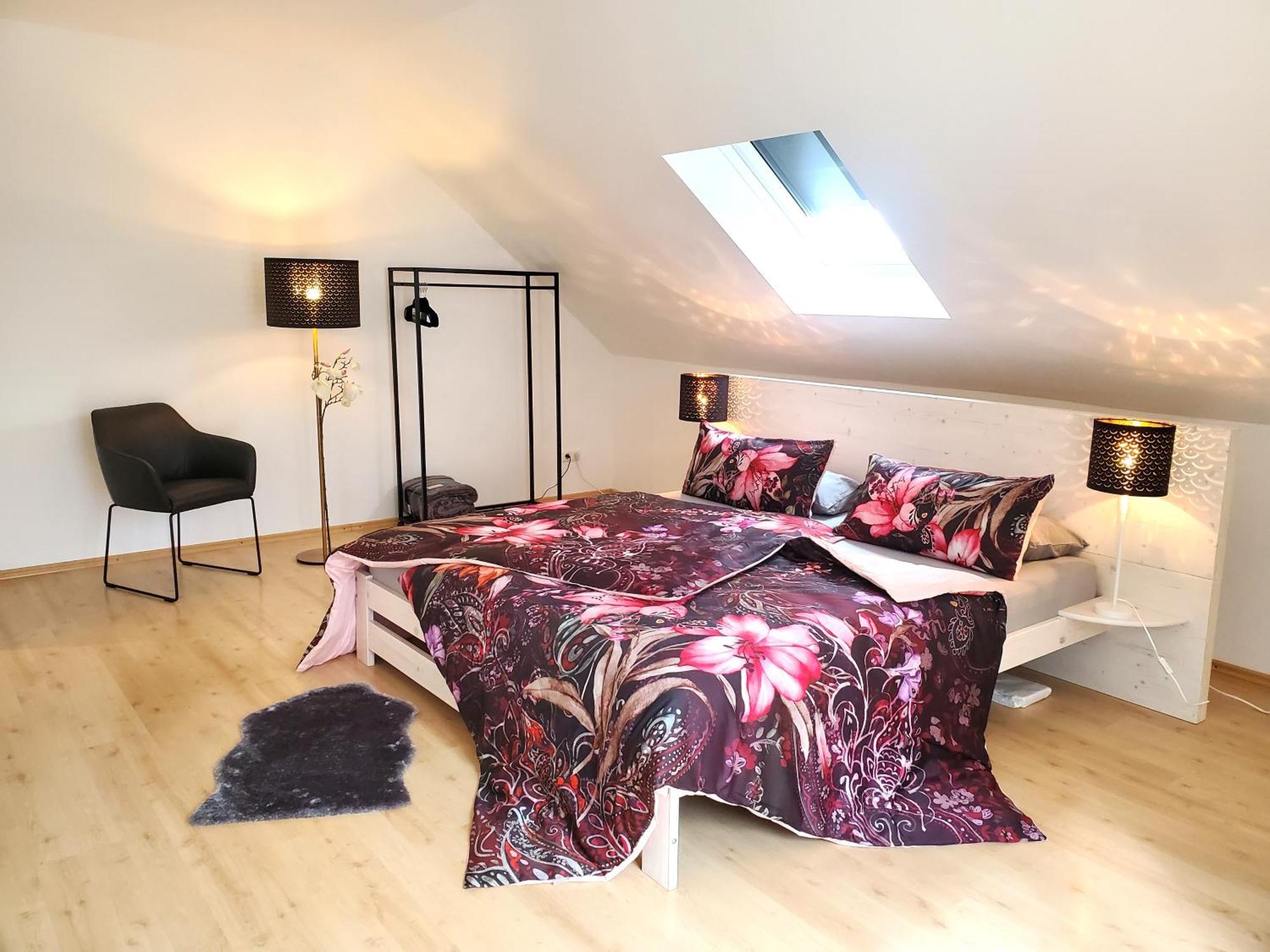 Apartment Chalet Am Schloss Kaltenberg Nahe Ammersee Geltendorf Buitenkant foto